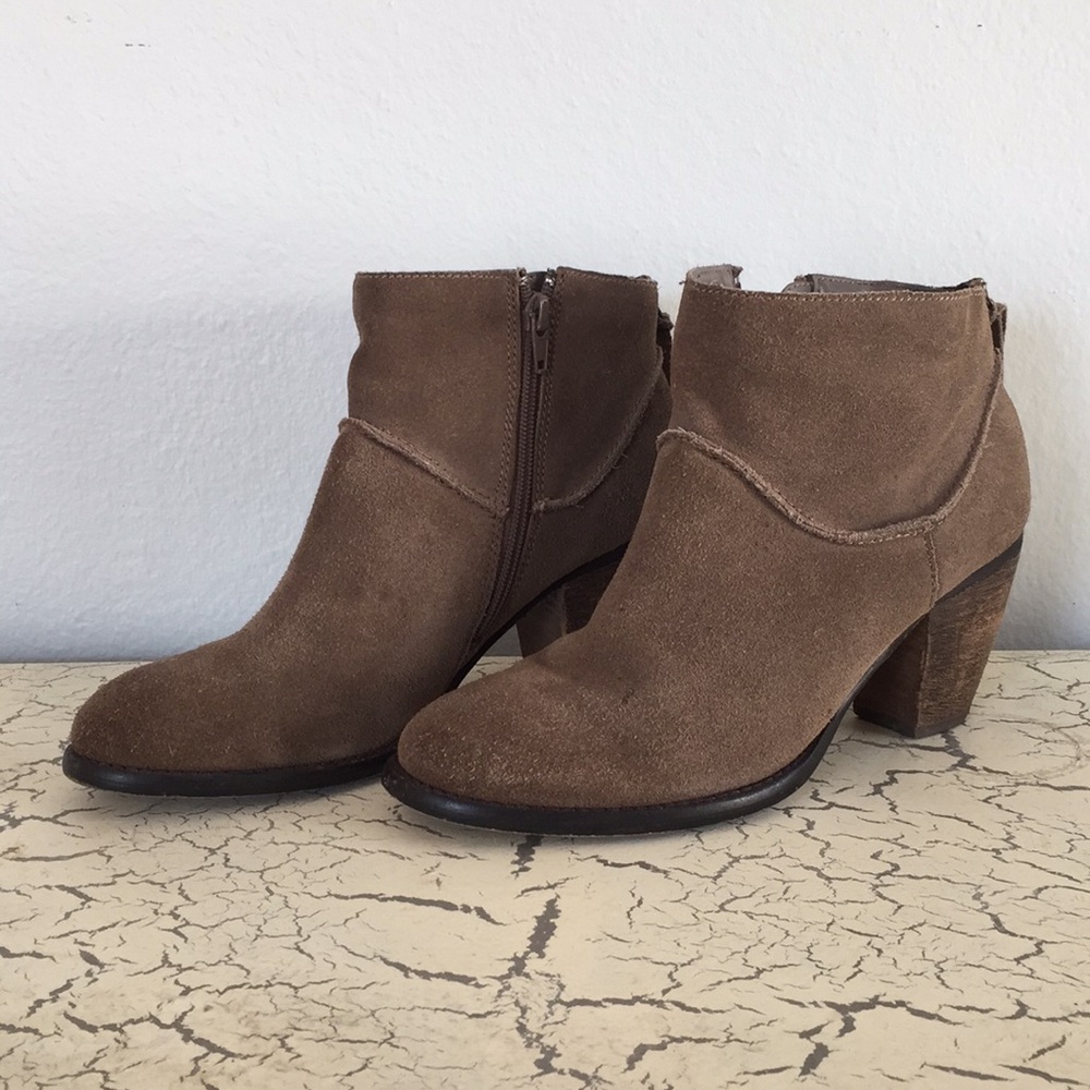 Steve Madden booties